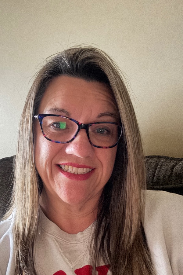 Cruise Brothers Travel Agent April Evans